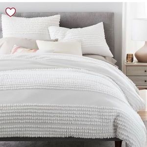 West elm queen duvet cover excellent condition